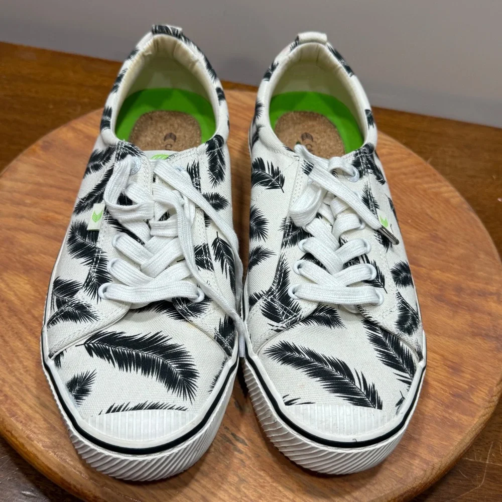 CARIUMA Sneakers Palm Leaf Print Lace Up Low Top Canvas Shoes men 11.5 Women 13‎